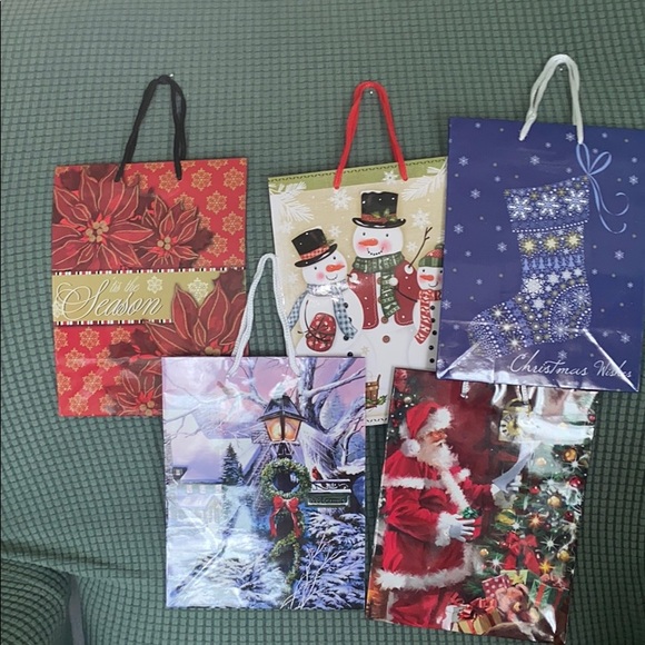5 Christmas gift bags - Picture 1 of 9